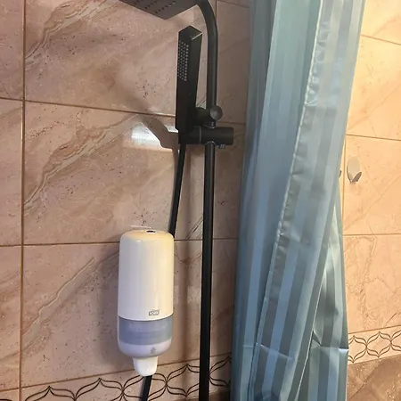 منزل للإقامة Valgemaja Majutus Restu