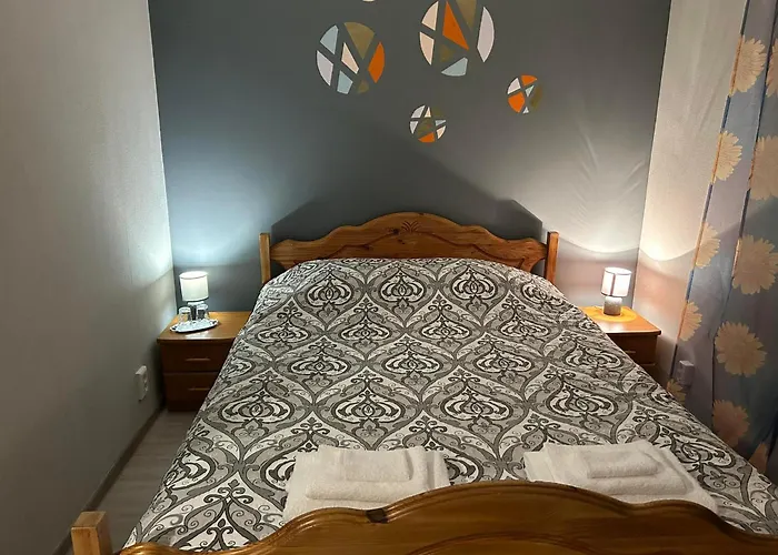 Valgemaja Majutus Kwatera prywatna *